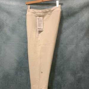 NWT Lululemon Engineered Warmth Jogger / Sz L